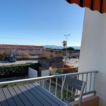 T2 Hyeres La Bergerie Vue Mer 50 M De La Plage Bagian luar foto